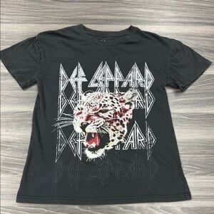 Black Def Leppard Short Sleeve Tee with Leopard Graphic